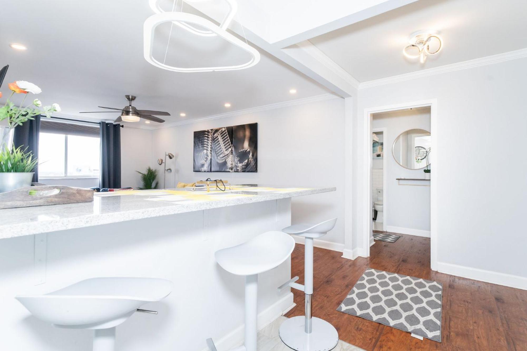 21Floor-Renovated 2Br,1Bath King And Queen Bed And Parking Atlanta Exterior foto