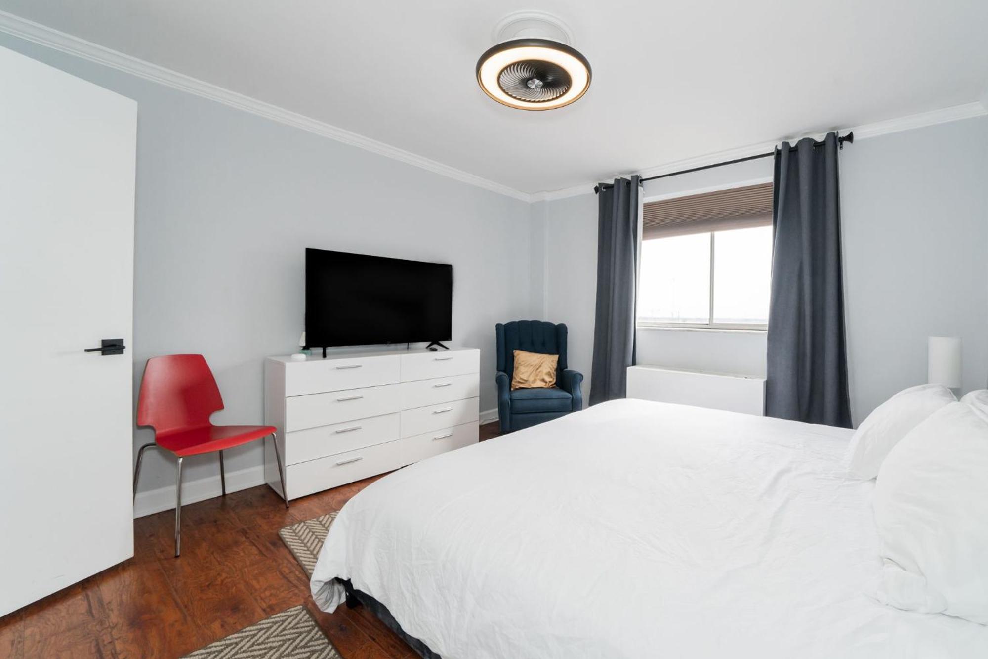21Floor-Renovated 2Br,1Bath King And Queen Bed And Parking Atlanta Exterior foto